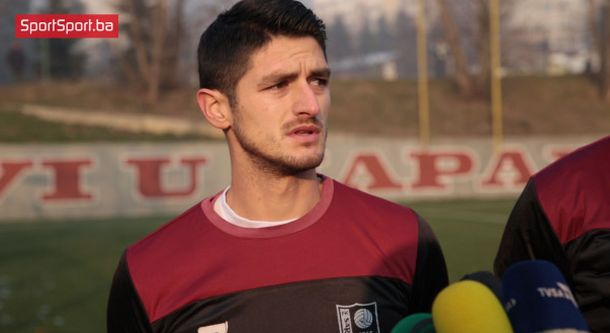 Vječiti sa gotovo identičnim prosjekom godina na terenu