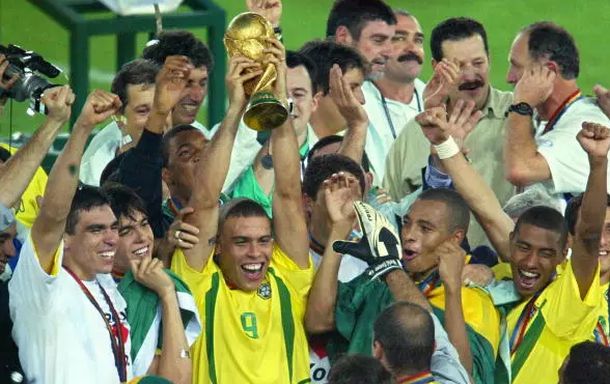 Evo zbog čega je Ronaldo najkompletniji napadač svih vremena