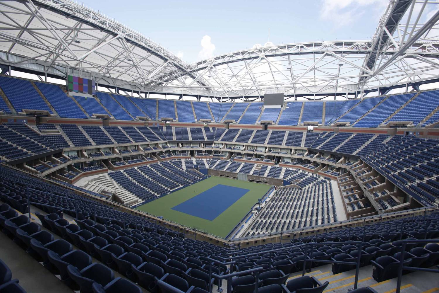 Stadioni i dvorane u vrijeme pandemije pretvoreni u bolnice