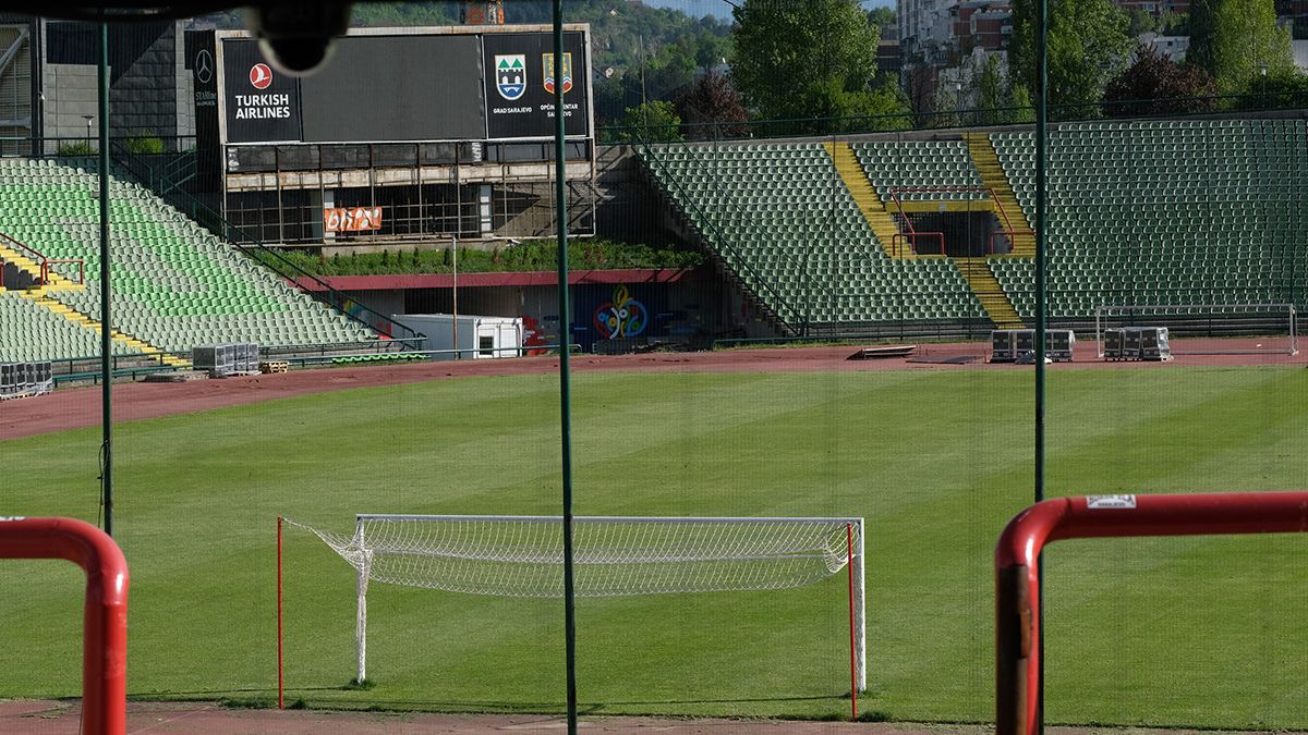 Stadioni premijerligaša čekaju povratak fudbala