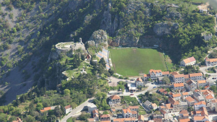 Ne, ne lažu vas, ovi stadioni su stvarni