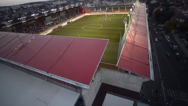 Ne, ne lažu vas, ovi stadioni su stvarni
